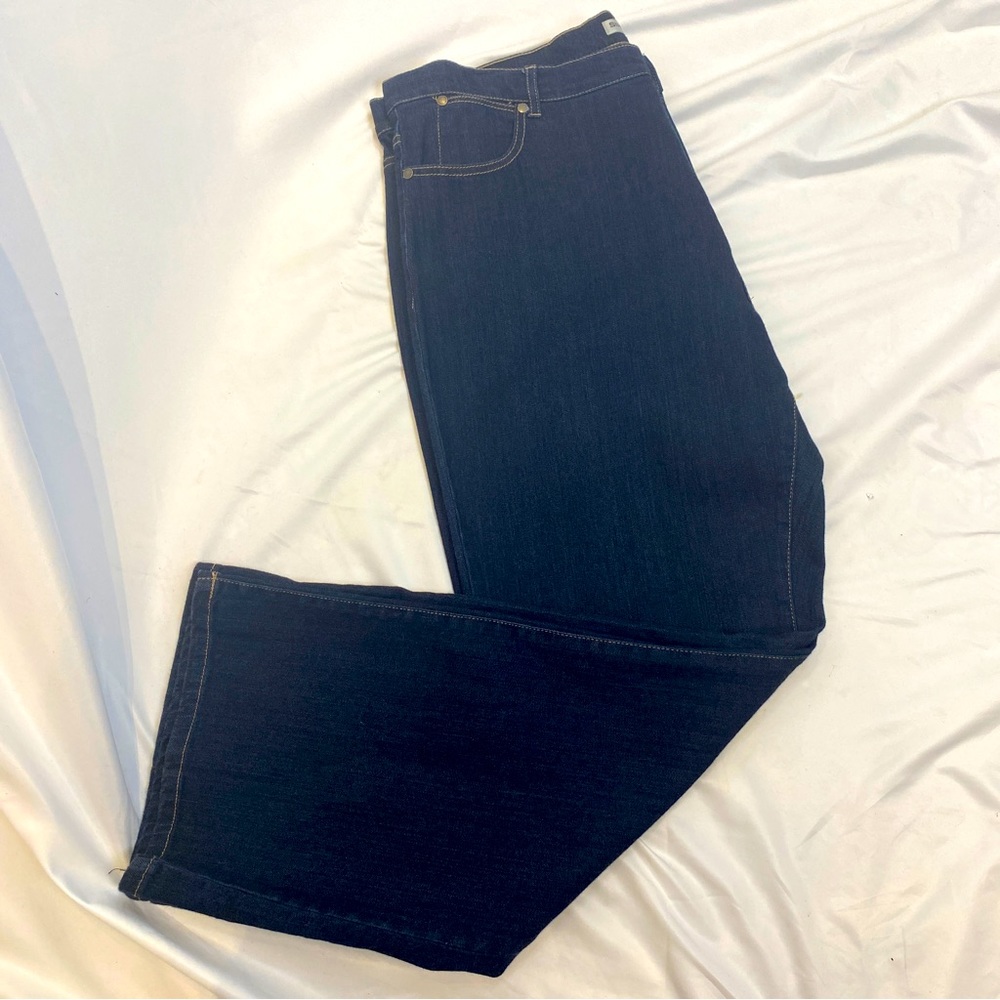 Simon Chang Jean , tummy control
